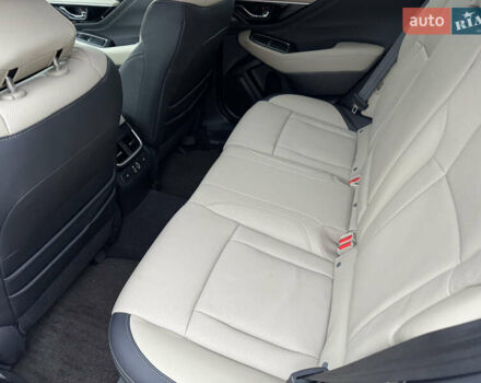 Белый Субару Аутбек, объемом двигателя 2.5 л и пробегом 7 тыс. км за 28800 $, фото 14 на Automoto.ua