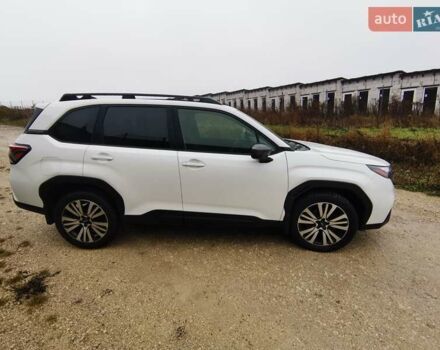 Білий Субару Аутбек, об'ємом двигуна 2.5 л та пробігом 20 тис. км за 27999 $, фото 4 на Automoto.ua