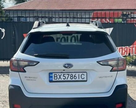 Білий Субару Аутбек, об'ємом двигуна 2.5 л та пробігом 9 тис. км за 28000 $, фото 3 на Automoto.ua
