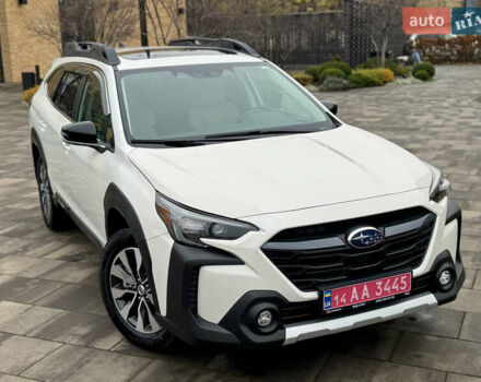 Белый Субару Аутбек, объемом двигателя 2.5 л и пробегом 7 тыс. км за 28800 $, фото 1 на Automoto.ua