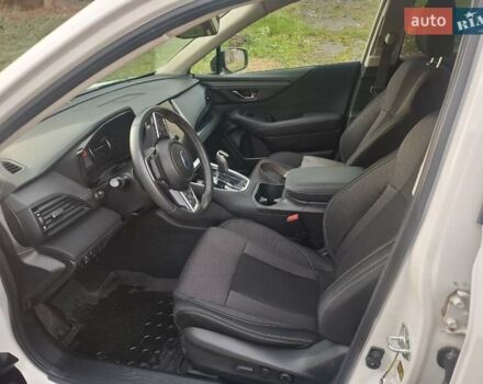 Білий Субару Аутбек, об'ємом двигуна 2.5 л та пробігом 9 тис. км за 28000 $, фото 8 на Automoto.ua