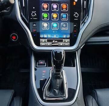 Белый Субару Аутбек, объемом двигателя 2.39 л и пробегом 16 тыс. км за 33000 $, фото 7 на Automoto.ua