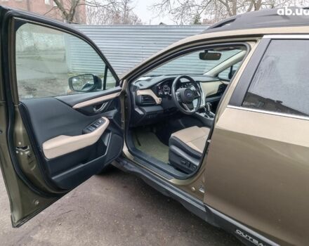 Білий Субару Аутбек, об'ємом двигуна 2.5 л та пробігом 75 тис. км за 28990 $, фото 20 на Automoto.ua