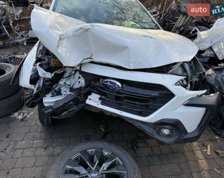 Белый Субару Аутбек, объемом двигателя 2.5 л и пробегом 19 тыс. км за 15000 $, фото 5 на Automoto.ua