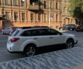 Белый Субару Аутбек, объемом двигателя 2.5 л и пробегом 180 тыс. км за 13200 $, фото 4 на Automoto.ua