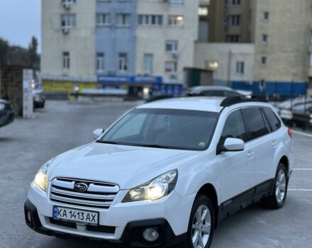 Субару Аутбек 2013 у Києві на Automoto.ua Білий Субару Аутбек, об'ємом двигуна 2.5 л та пробігом 169 тис. км за 8900 $, фото 1 на Automoto.ua