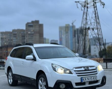 Субару Аутбек 2013 у Києві на Automoto.ua Білий Субару Аутбек, об'ємом двигуна 2.5 л та пробігом 169 тис. км за 8900 $, фото 3 на Automoto.ua