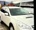 Белый Субару Аутбек, объемом двигателя 2 л и пробегом 260 тыс. км за 11300 $, фото 1 на Automoto.ua