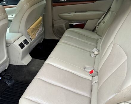 Білий Субару Аутбек, об'ємом двигуна 2.5 л та пробігом 220 тис. км за 12499 $, фото 5 на Automoto.ua