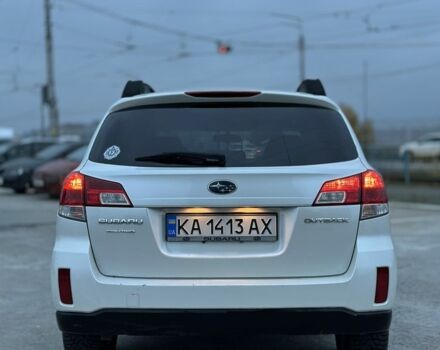 Субару Аутбек 2013 у Києві на Automoto.ua Білий Субару Аутбек, об'ємом двигуна 2.5 л та пробігом 169 тис. км за 8900 $, фото 7 на Automoto.ua
