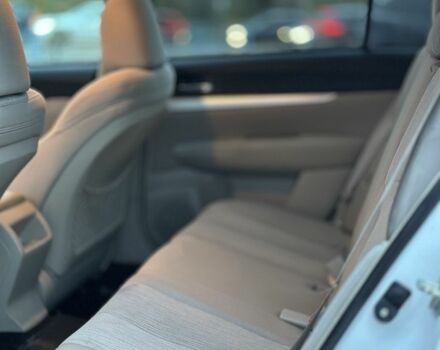 Субару Аутбек 2013 у Києві на Automoto.ua Білий Субару Аутбек, об'ємом двигуна 2.5 л та пробігом 169 тис. км за 8900 $, фото 14 на Automoto.ua