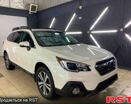 Белый Субару Аутбек, объемом двигателя 2.5 л и пробегом 84 тыс. км за 18999 $, фото 2 на Automoto.ua