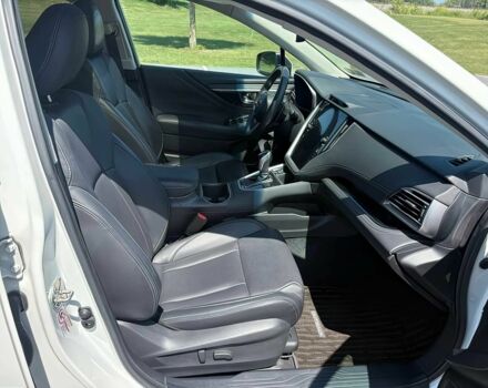 Белый Субару Аутбек, объемом двигателя 2.5 л и пробегом 30 тыс. км за 16000 $, фото 10 на Automoto.ua