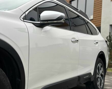 Білий Субару Аутбек, об'ємом двигуна 2.4 л та пробігом 46 тис. км за 26990 $, фото 5 на Automoto.ua