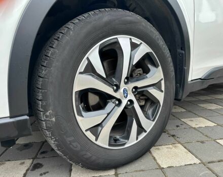 Білий Субару Аутбек, об'ємом двигуна 2.4 л та пробігом 46 тис. км за 26990 $, фото 7 на Automoto.ua