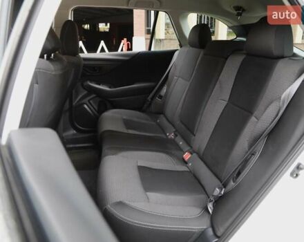 Белый Субару Аутбек, объемом двигателя 2.5 л и пробегом 67 тыс. км за 24700 $, фото 7 на Automoto.ua