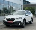 Белый Субару Аутбек, объемом двигателя 2.5 л и пробегом 292 тыс. км за 16700 $, фото 1 на Automoto.ua