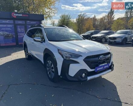 Белый Субару Аутбек, объемом двигателя 2.39 л и пробегом 28 тыс. км за 27800 $, фото 2 на Automoto.ua
