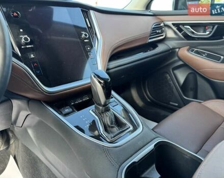 Белый Субару Аутбек, объемом двигателя 2.39 л и пробегом 28 тыс. км за 27800 $, фото 11 на Automoto.ua