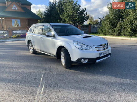 Субару Аутбек 2010 у Белой Церкве на Automoto.ua Білий Субару Аутбек, об'ємом двигуна 2 л та пробігом 355 тис. км за 9000 $, фото 1 на Automoto.ua