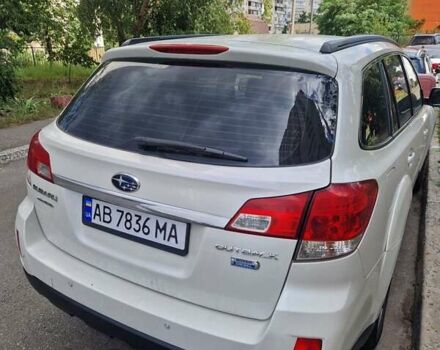 Білий Субару Аутбек, об'ємом двигуна 2.5 л та пробігом 290 тис. км за 6499 $, фото 1 на Automoto.ua