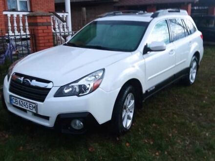 Белый Субару Аутбек, объемом двигателя 2.46 л и пробегом 180 тыс. км за 11900 $, фото 1 на Automoto.ua
