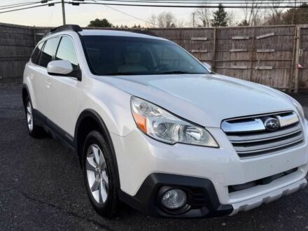 Білий Субару Аутбек, об'ємом двигуна 2.5 л та пробігом 87 тис. км за 2000 $, фото 1 на Automoto.ua