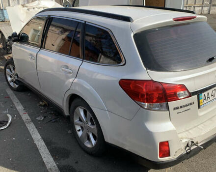 Субару Аутбек 2013 в Полтаве на Automoto.ua Белый Субару Аутбек, объемом двигателя 0 л и пробегом 110 тыс. км за 2100 $, фото 1 на Automoto.ua