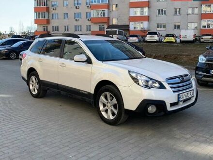 Білий Субару Аутбек, об'ємом двигуна 0 л та пробігом 247 тис. км за 8999 $, фото 1 на Automoto.ua