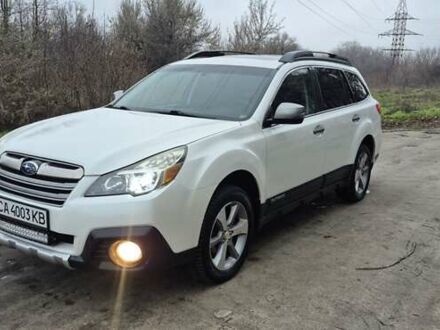 Білий Субару Аутбек, об'ємом двигуна 2.46 л та пробігом 280 тис. км за 11000 $, фото 1 на Automoto.ua