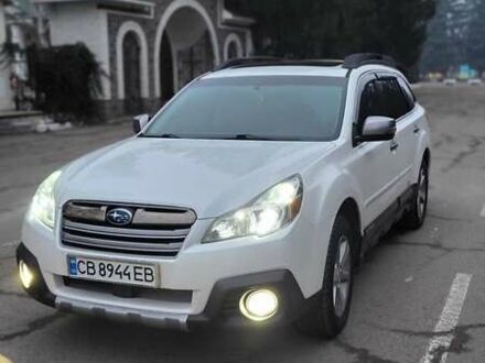 Белый Субару Аутбек, объемом двигателя 2.46 л и пробегом 145 тыс. км за 13500 $, фото 1 на Automoto.ua