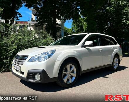 Білий Субару Аутбек, об'ємом двигуна 2 л та пробігом 169 тис. км за 12500 $, фото 1 на Automoto.ua