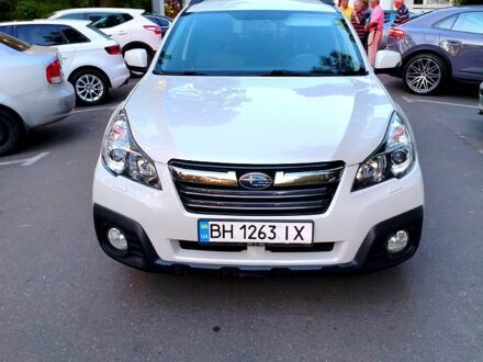 Білий Субару Аутбек, об'ємом двигуна 2.5 л та пробігом 156 тис. км за 10700 $, фото 1 на Automoto.ua