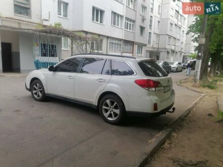 Білий Субару Аутбек, об'ємом двигуна 2 л та пробігом 205 тис. км за 12200 $, фото 1 на Automoto.ua