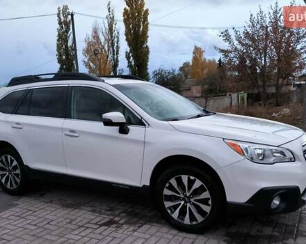 Субару Аутбек 2015 в Новомосковске на Automoto.ua Белый Субару Аутбек, объемом двигателя 2.5 л и пробегом 185 тыс. км за 14200 $, фото 1 на Automoto.ua