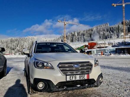 Белый Субару Аутбек, объемом двигателя 2 л и пробегом 339 тыс. км за 12500 $, фото 1 на Automoto.ua