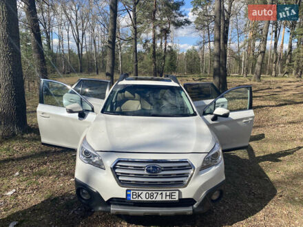 Субару Аутбек 2015 у Гадяче на Automoto.ua Білий Субару Аутбек, об'ємом двигуна 2.5 л та пробігом 181 тис. км за 15800 $, фото 1 на Automoto.ua