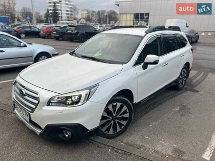 Субару Аутбек 2015 в Львове на Automoto.ua Белый Субару Аутбек, объемом двигателя 2.5 л и пробегом 176 тыс. км за 16999 $, фото 1 на Automoto.ua
