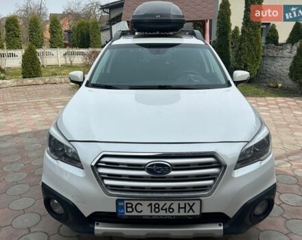 Белый Субару Аутбек, объемом двигателя 2.46 л и пробегом 136 тыс. км за 17200 $, фото 1 на Automoto.ua