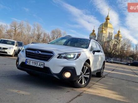 Субару Аутбек 2018 у Дніпро (Дніпропетровську) на Automoto.ua Білий Субару Аутбек, об'ємом двигуна 2.5 л та пробігом 107 тис. км за 17200 $, фото 1 на Automoto.ua