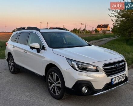 Білий Субару Аутбек, об'ємом двигуна 2.5 л та пробігом 75 тис. км за 23000 $, фото 1 на Automoto.ua