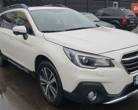 Білий Субару Аутбек, об'ємом двигуна 2.5 л та пробігом 199 тис. км за 19450 $, фото 1 на Automoto.ua