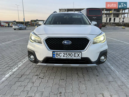 Білий Субару Аутбек, об'ємом двигуна 2.5 л та пробігом 228 тис. км за 20000 $, фото 1 на Automoto.ua