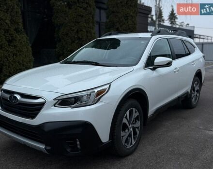 Белый Субару Аутбек, объемом двигателя 2.5 л и пробегом 58 тыс. км за 26000 $, фото 1 на Automoto.ua