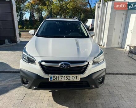 Белый Субару Аутбек, объемом двигателя 2.5 л и пробегом 119 тыс. км за 28300 $, фото 1 на Automoto.ua