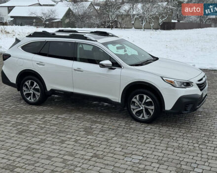 Белый Субару Аутбек, объемом двигателя 2.39 л и пробегом 88 тыс. км за 32000 $, фото 1 на Automoto.ua