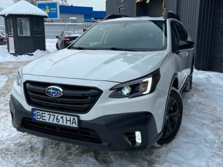 Белый Субару Аутбек, объемом двигателя 2.4 л и пробегом 47 тыс. км за 27500 $, фото 1 на Automoto.ua