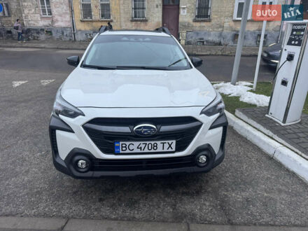 Білий Субару Аутбек, об'ємом двигуна 2.5 л та пробігом 48 тис. км за 26300 $, фото 1 на Automoto.ua