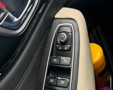 Белый Субару Аутбек, объемом двигателя 2.5 л и пробегом 28 тыс. км за 27000 $, фото 1 на Automoto.ua