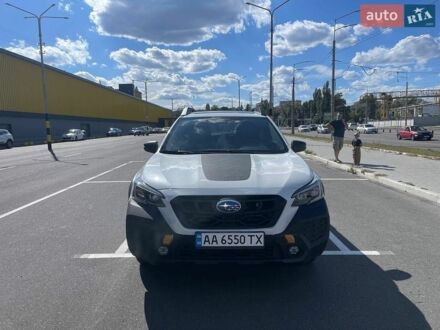 Білий Субару Аутбек, об'ємом двигуна 2.39 л та пробігом 21 тис. км за 32500 $, фото 1 на Automoto.ua